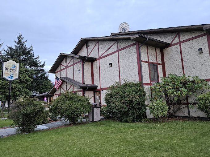 Lodge Exterior
